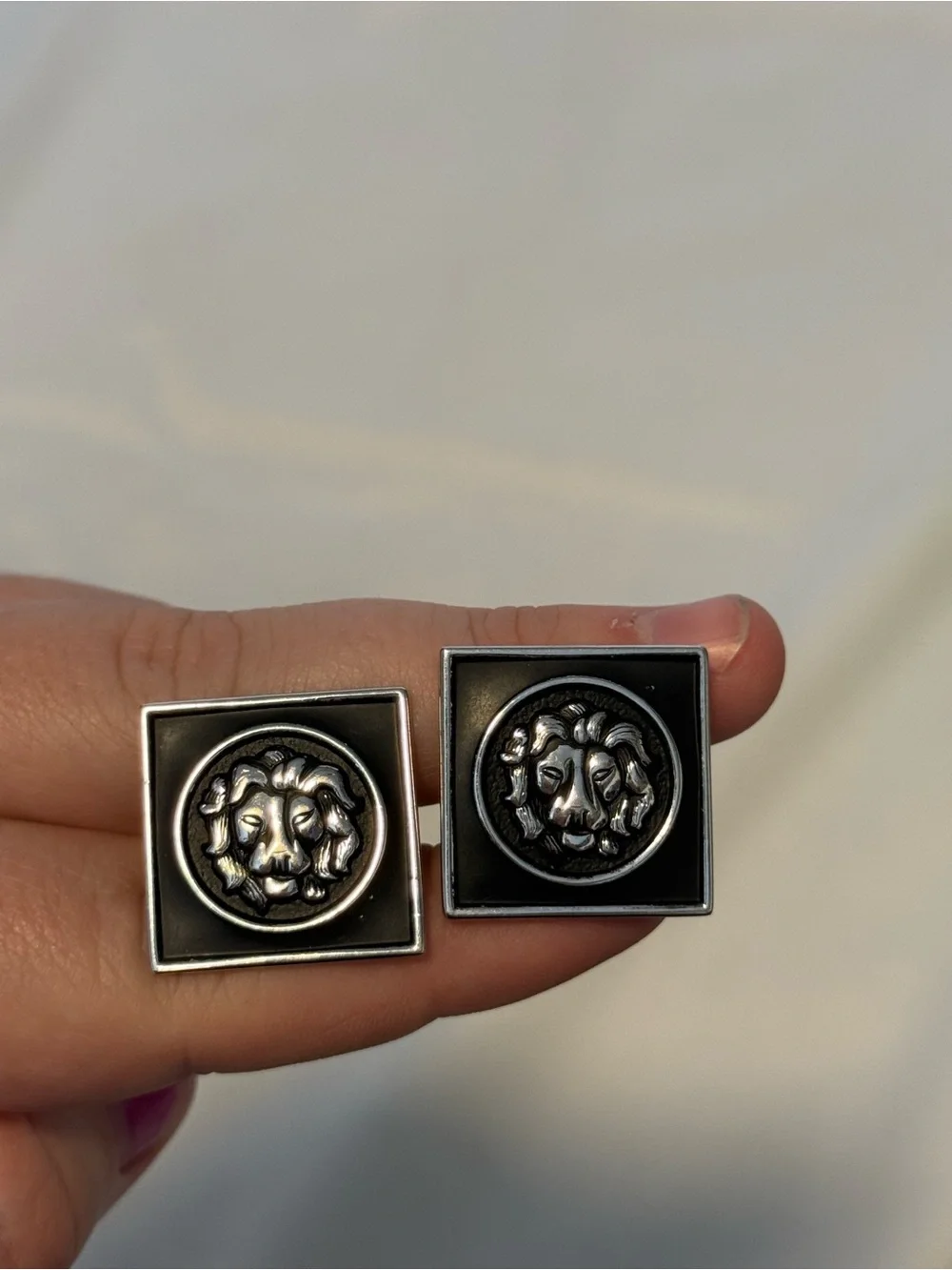 Vintage Swank Silver Tone Lion Head Black Enamel Cufflinks Signed Heraldic